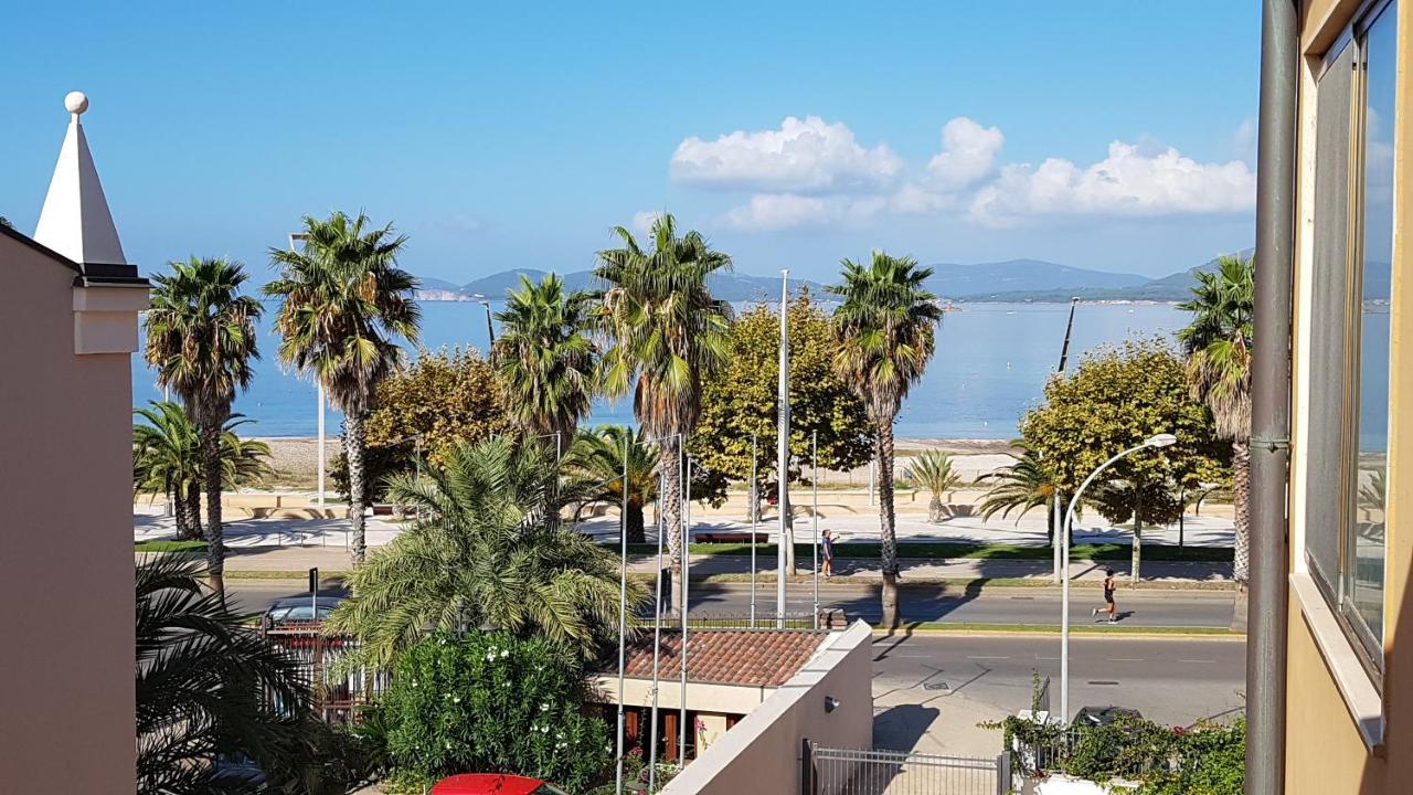 ألغيرو Appartamento In Centro Fronte Spiaggia Del Lido Con Terrazza Vista Mare E Wi-Fi المظهر الخارجي الصورة